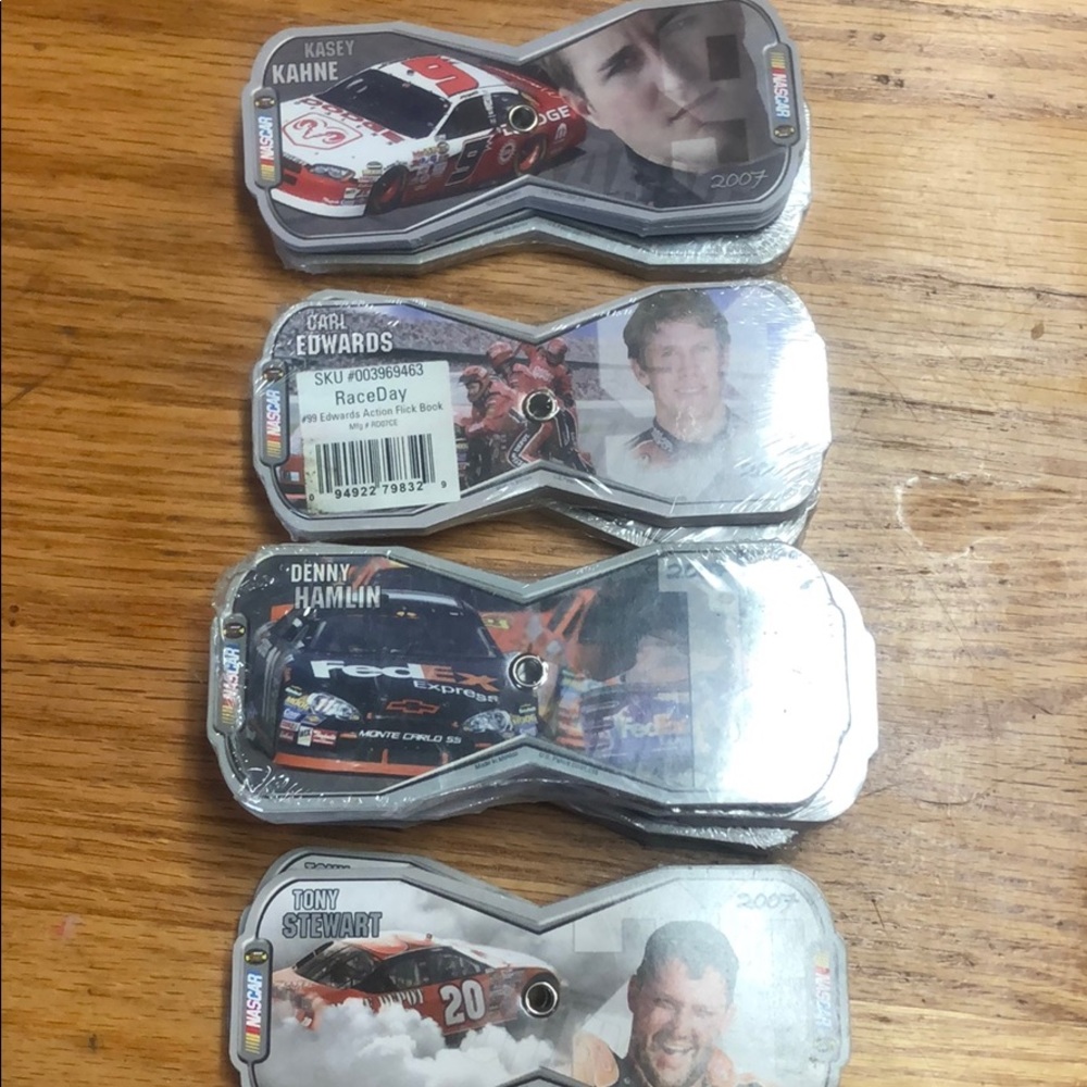 NASCAR flick book lot 2007 11 pieces 4 ways watch